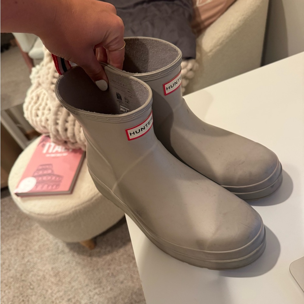 Hunter Light Gray Waterproof Boots
